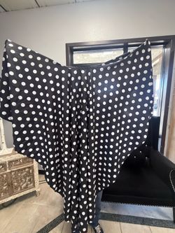 Professional Salon Hair Cutting Capes | Barber & Stylist Capes