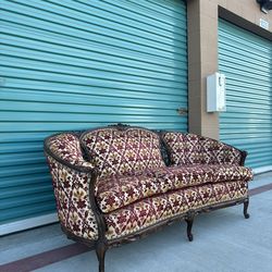 Antique Victorian Walnut Ornate Frame Sofa Settee •FREE DELIVERY•