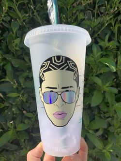 Bad bunny tumbler - Starbucks