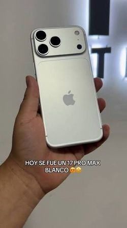 iPhone 17 pro max