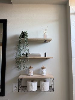 Bathroom shelves