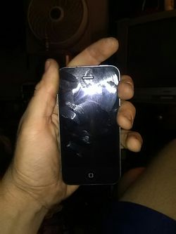 Apple iPhone 4