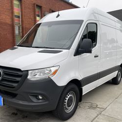 2022 Mercedes-Benz Sprinter Van