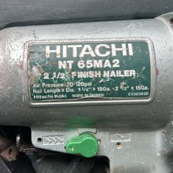 Hitachi 2 1/2 Finish Nailer