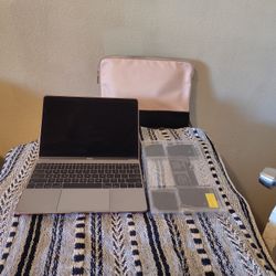 MacBook   Model1354