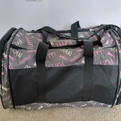 Meow Meow Luggage $25 Is Still Available 