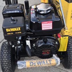Dewalt 3600 Power Washer. Gas Motor Honda 