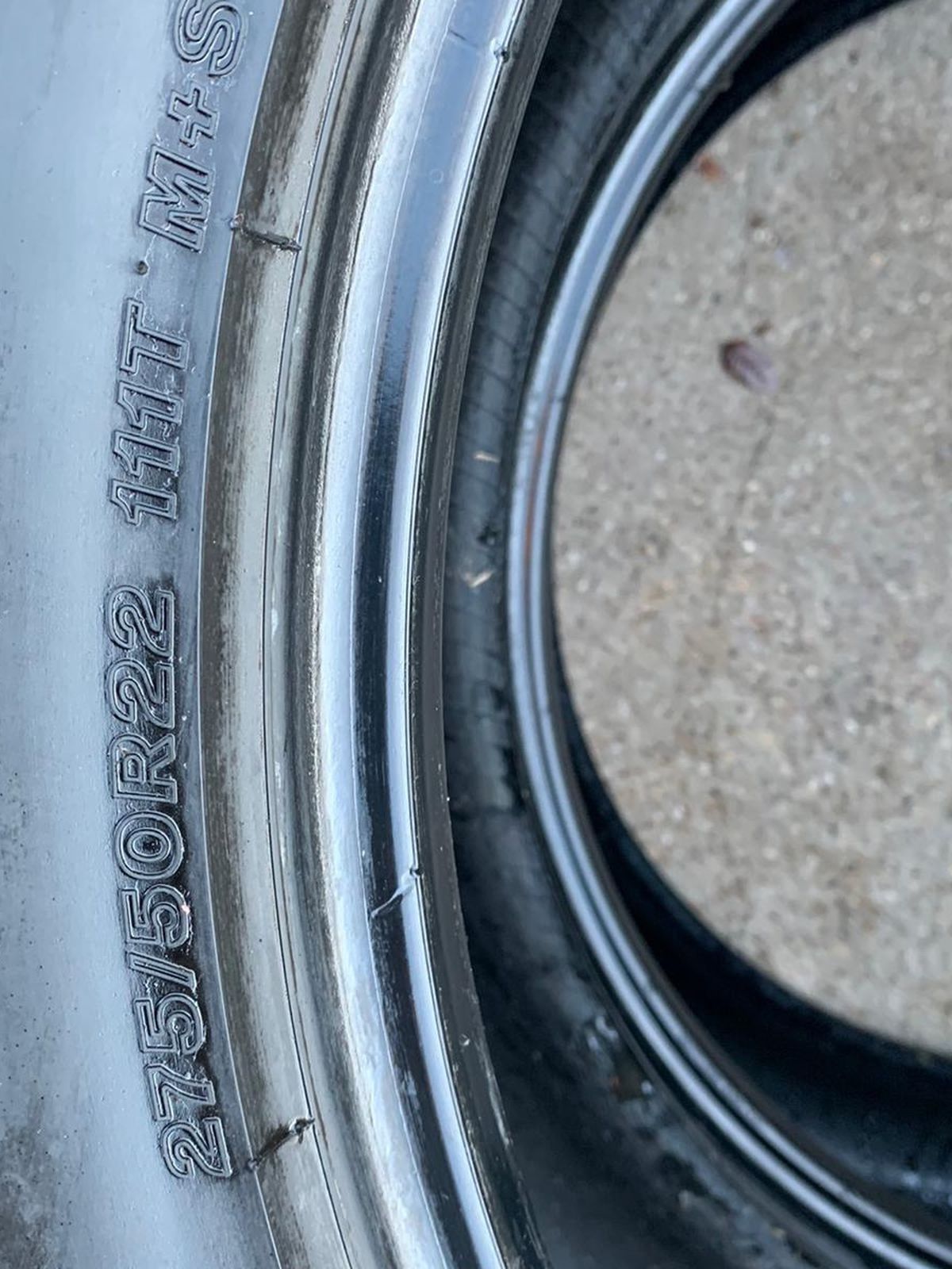 Tires 275/50R22