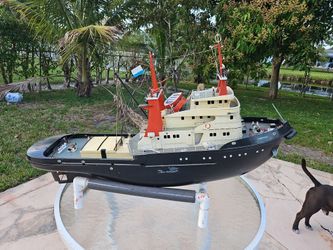 AMSTERDAM RC TUG BOAT