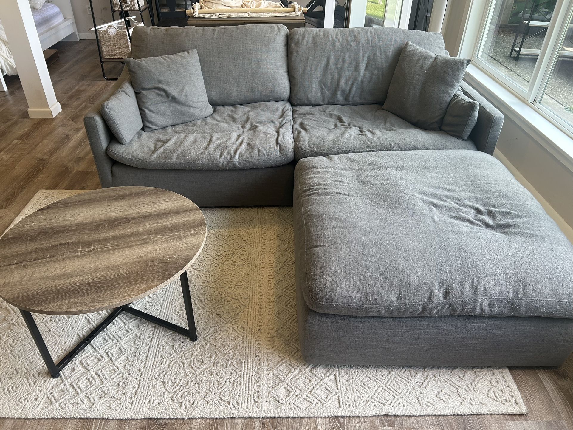 Sofa W/ Ottoman