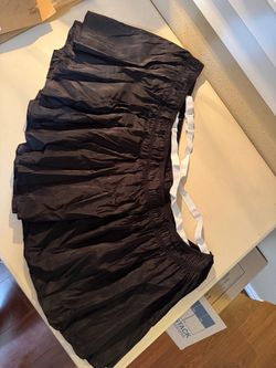 Twin size bed skirt