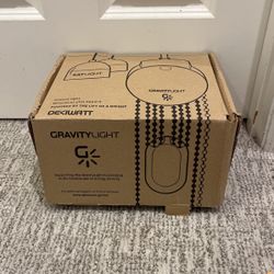  NEVER USED IN BOX Gravity Light