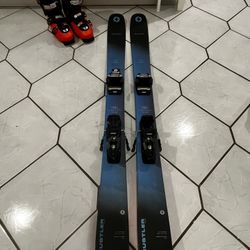 Blizzard Rustler Team Skis  148 cm with Marker Squire 11 Bindings  and Salmon Boots 26cm with Walk Mode- Perfect Condition Set