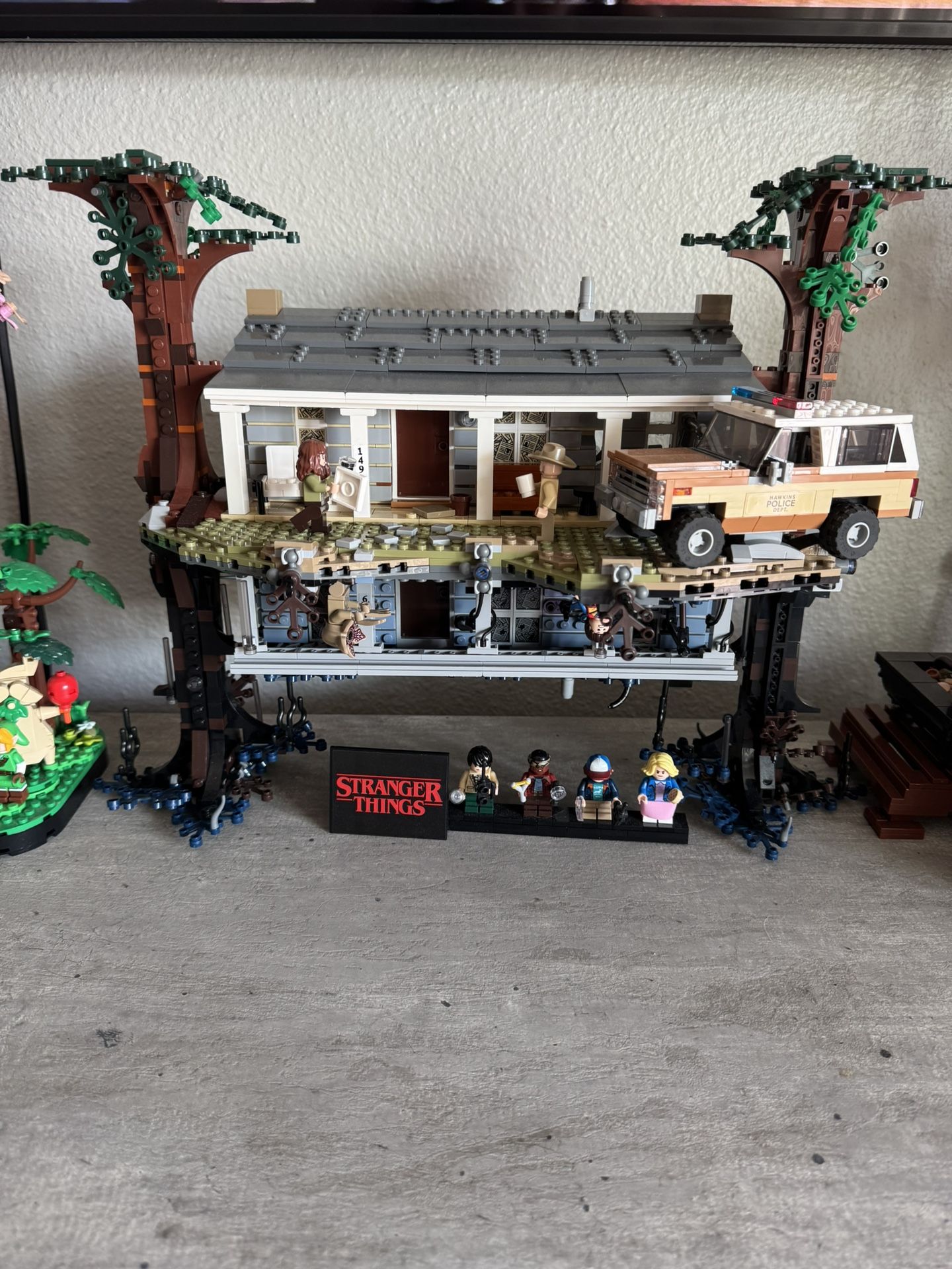 Stranger Things The Upside Down LEGO Set