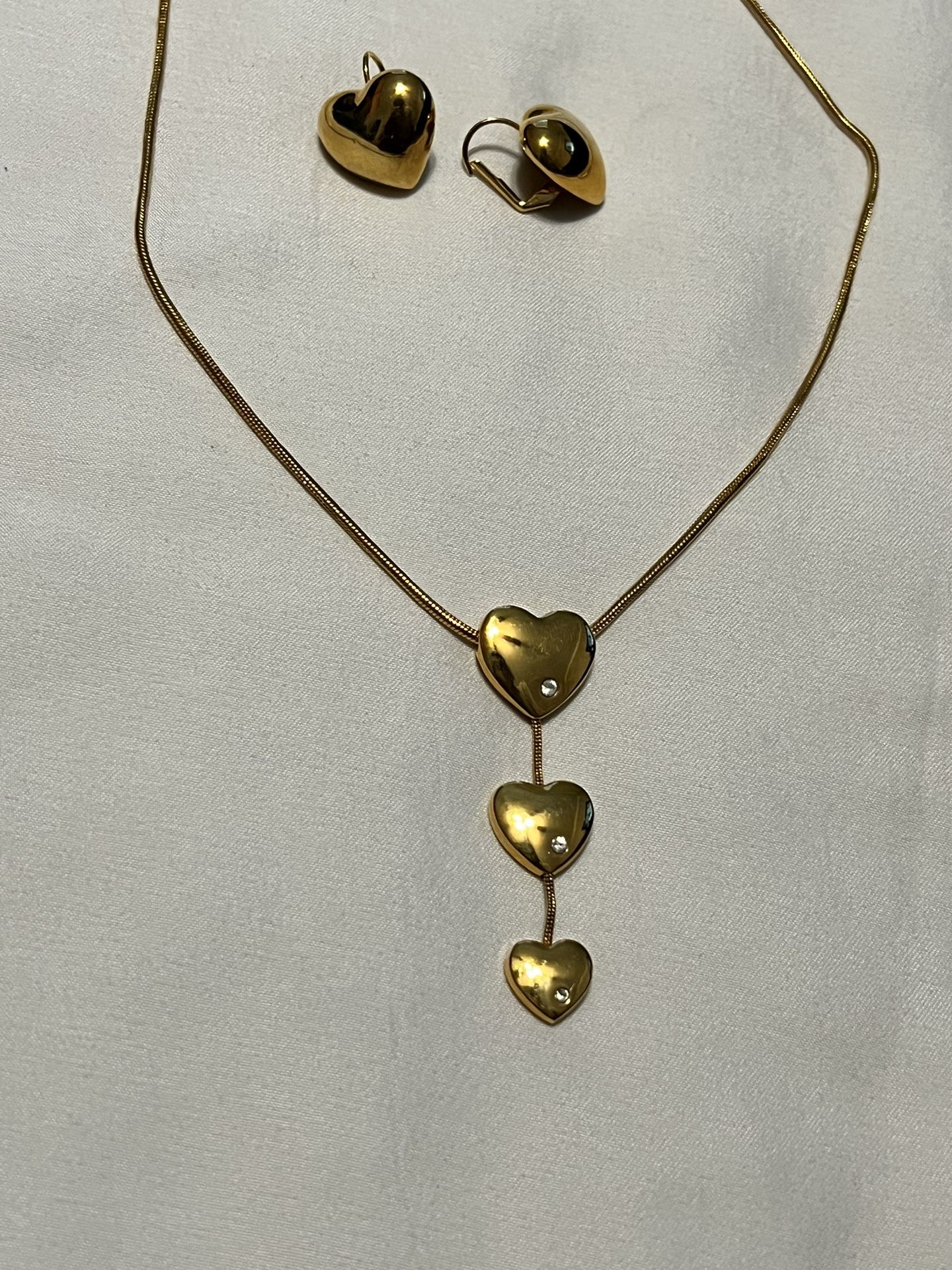 Gold Plated Three Heart Necklace W/ Matching Earrings 