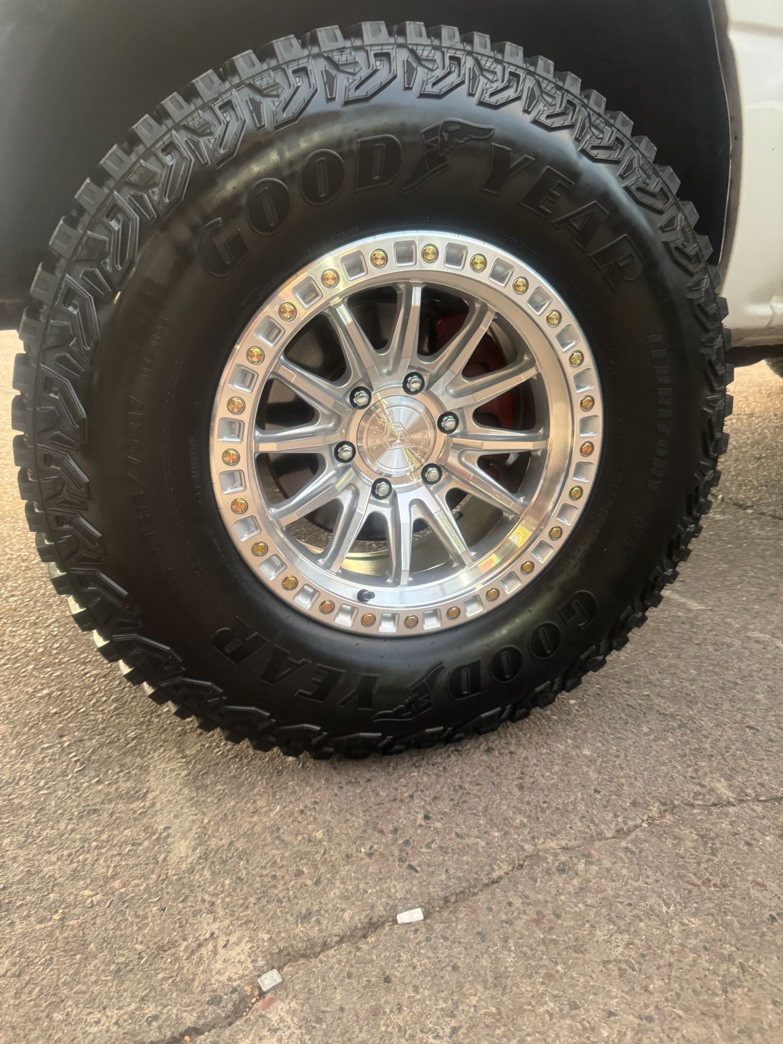 NEW ARENA WHEELS 17x9 6x139 On 315 70 17