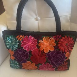 Mexican bag good condition. 