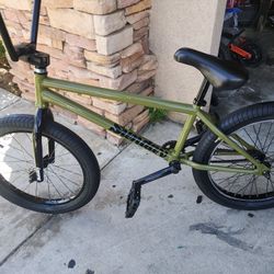 SUNDAY GREEN SCOUT BMX 21' FREESTYLE BIKE