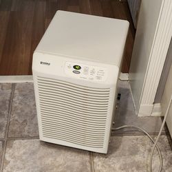 Kenmore 65-Pint Dehumidifier – For Parts or Repair