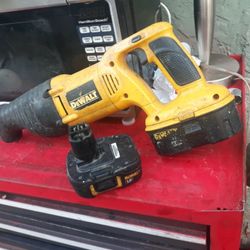 Dewalt Saw Saw Battery 