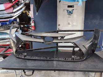 Toyota camry 2020-2022 front bumper oem
