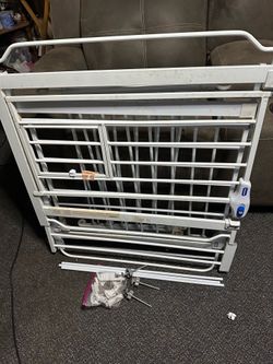 Baby gate/ dog gate