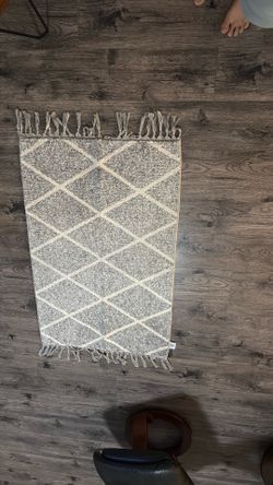 Rug