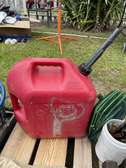 5GAL GAS CAN