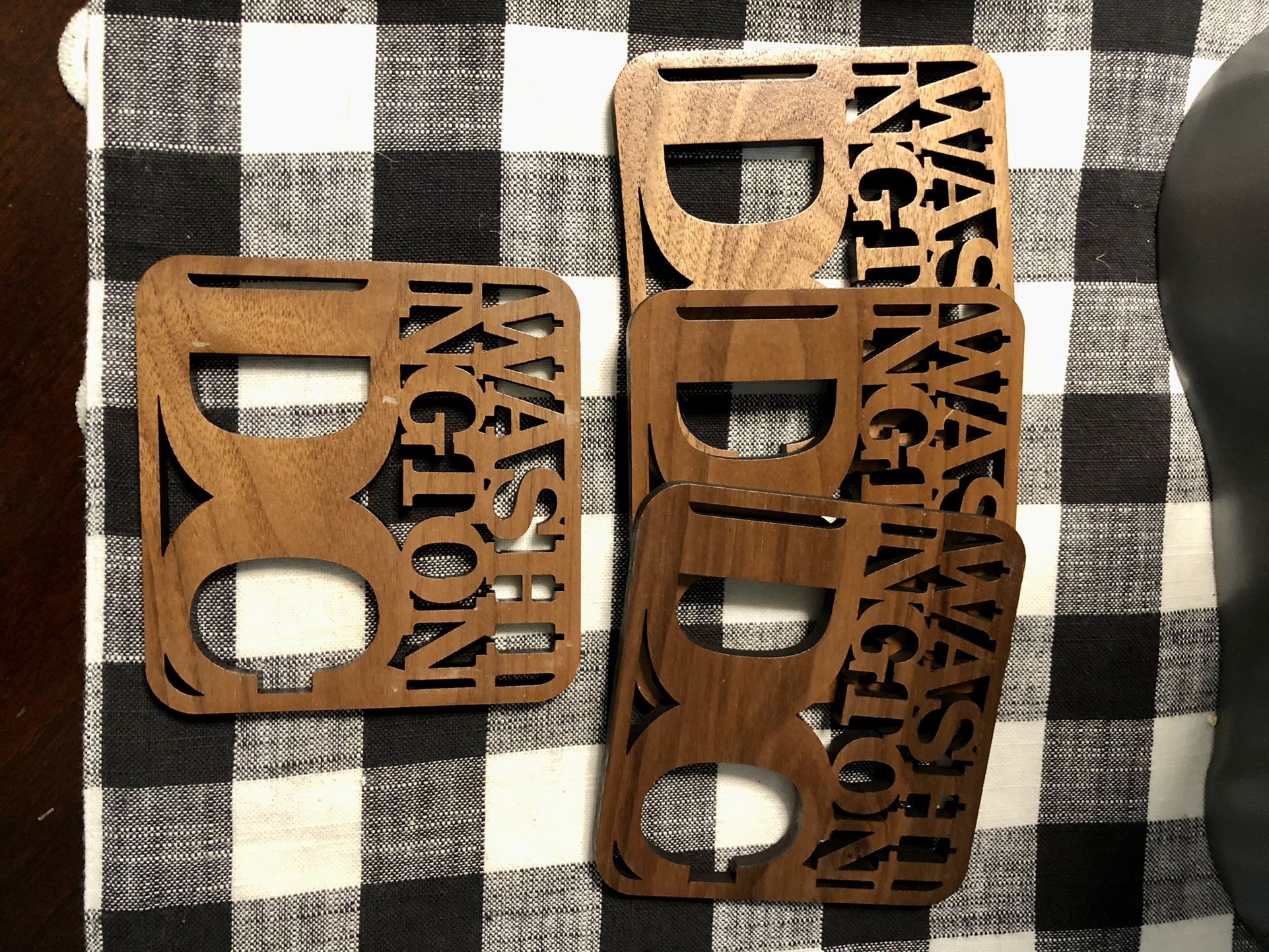 Grainwell Hand-Crafted City Decorative Coasters