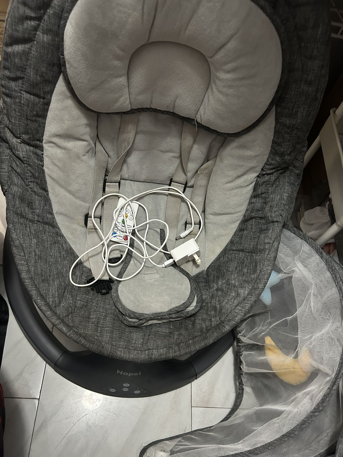 Music baby swing. 