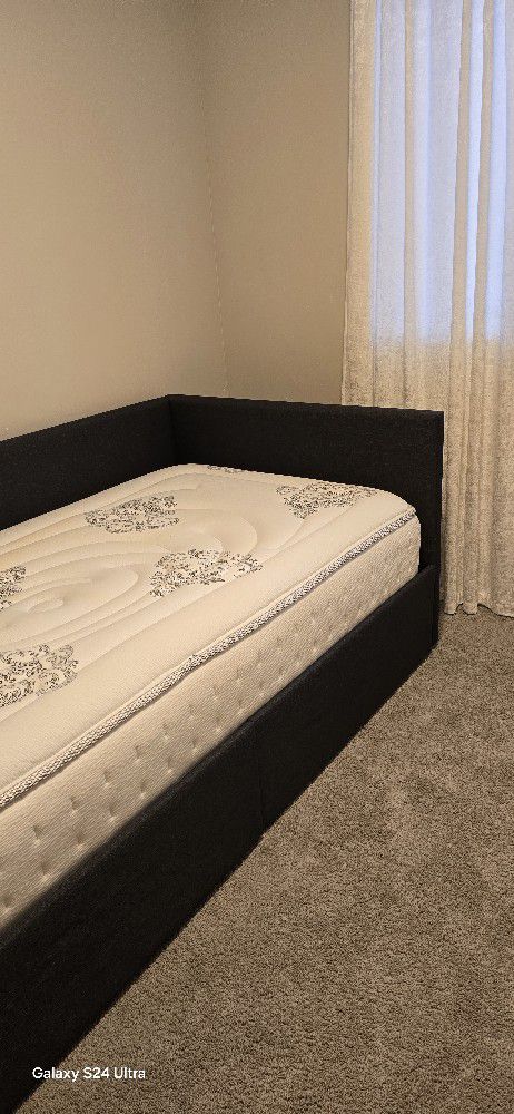 Gray Twin Bed Fram And Mattress