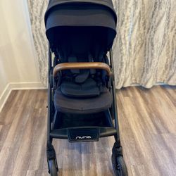 Nuna Mixx Next Stroller (FREE skip hop organiser)