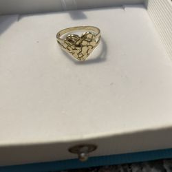 14k Gold Nugget Heart Ring