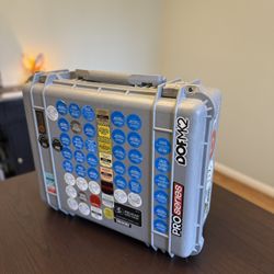 Pelican 1550 Camera Case With Foam – Silver | Great Condition