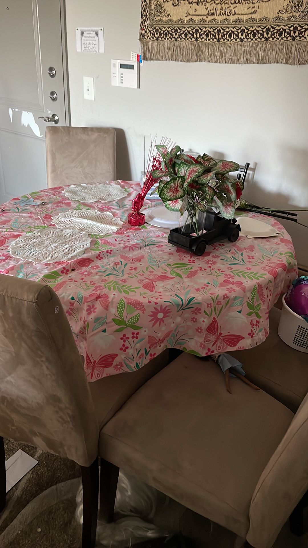 Breakfast Table 
