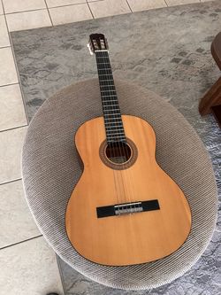 Classical Nylon String Acoustic Guitar