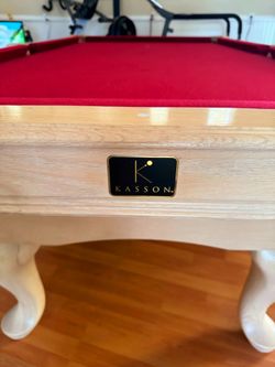 Kasson Pool Table! In Excellent Condition!