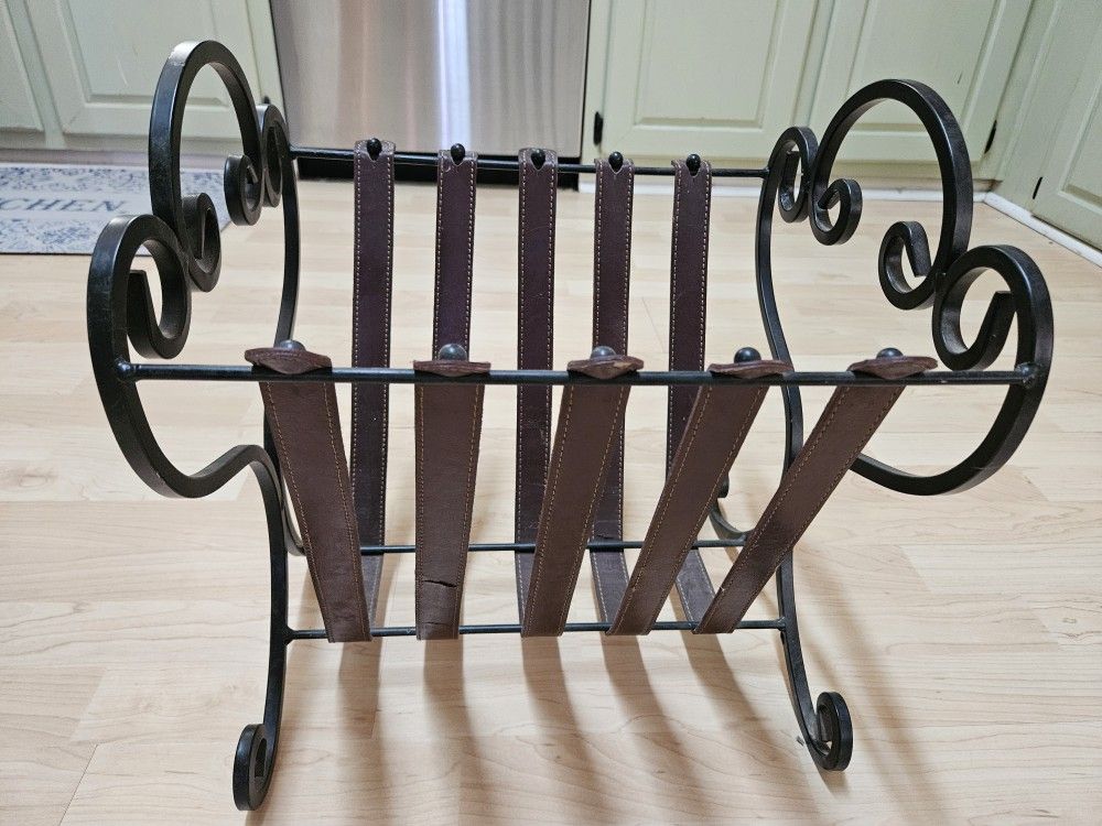 Magazine Holder