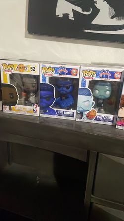 Lebron James, Luka Doncic, And Anthony Davis Funko Pop Lot