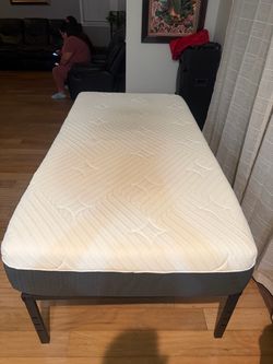Cama twin seminueva