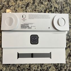 Apple Watch Series 8 Stainless Steel 45mm GPS+Cellular