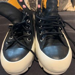 Brand New Converse Women Shoe Size 8