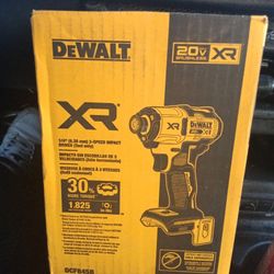 New Dewalt XR 1/4 " Impact 