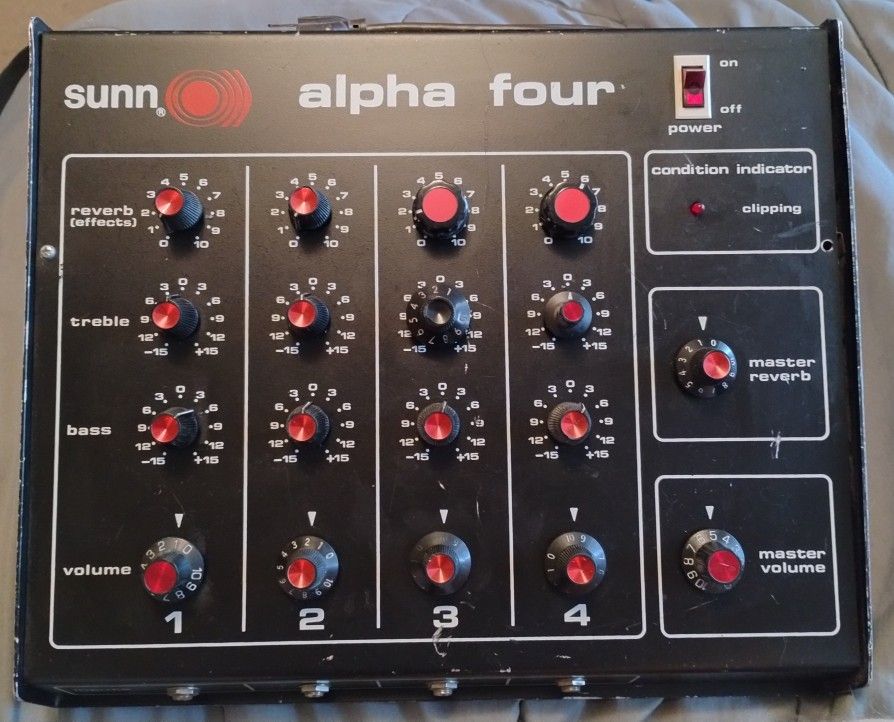 Sunni Alpha Amplifier & Speakers