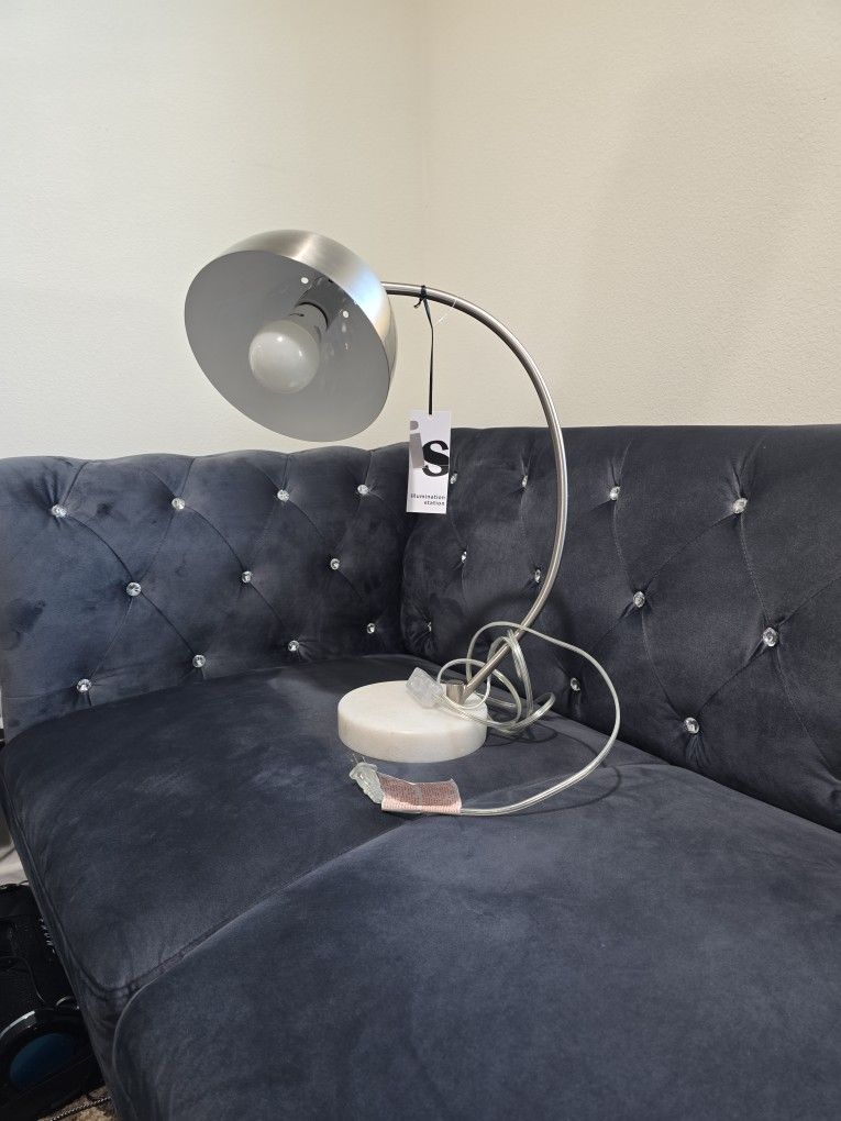 Lamp Ilumination Station 