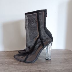 Cape Robbin Black Mesh Clear Cylinder Heel Women’s Boots Size 8.5