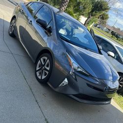 2018 Toyota Prius