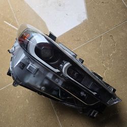 22-24 Mazda CX-5 Headlight Oem