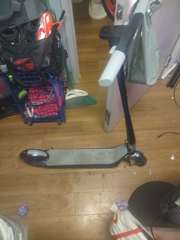 Unagi Scooter