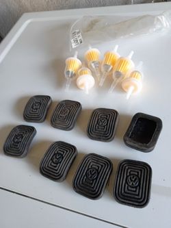 VW BUG PARTS ALL OF THEM FOR $5 PICK UP IN SUN VALLEY